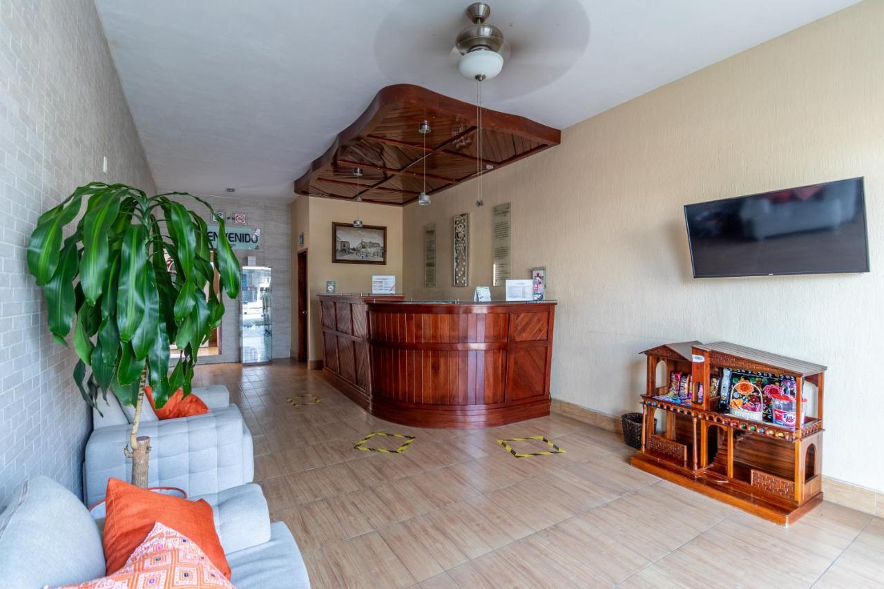 Hotel Casa Garatusa Yuriria Экстерьер фото