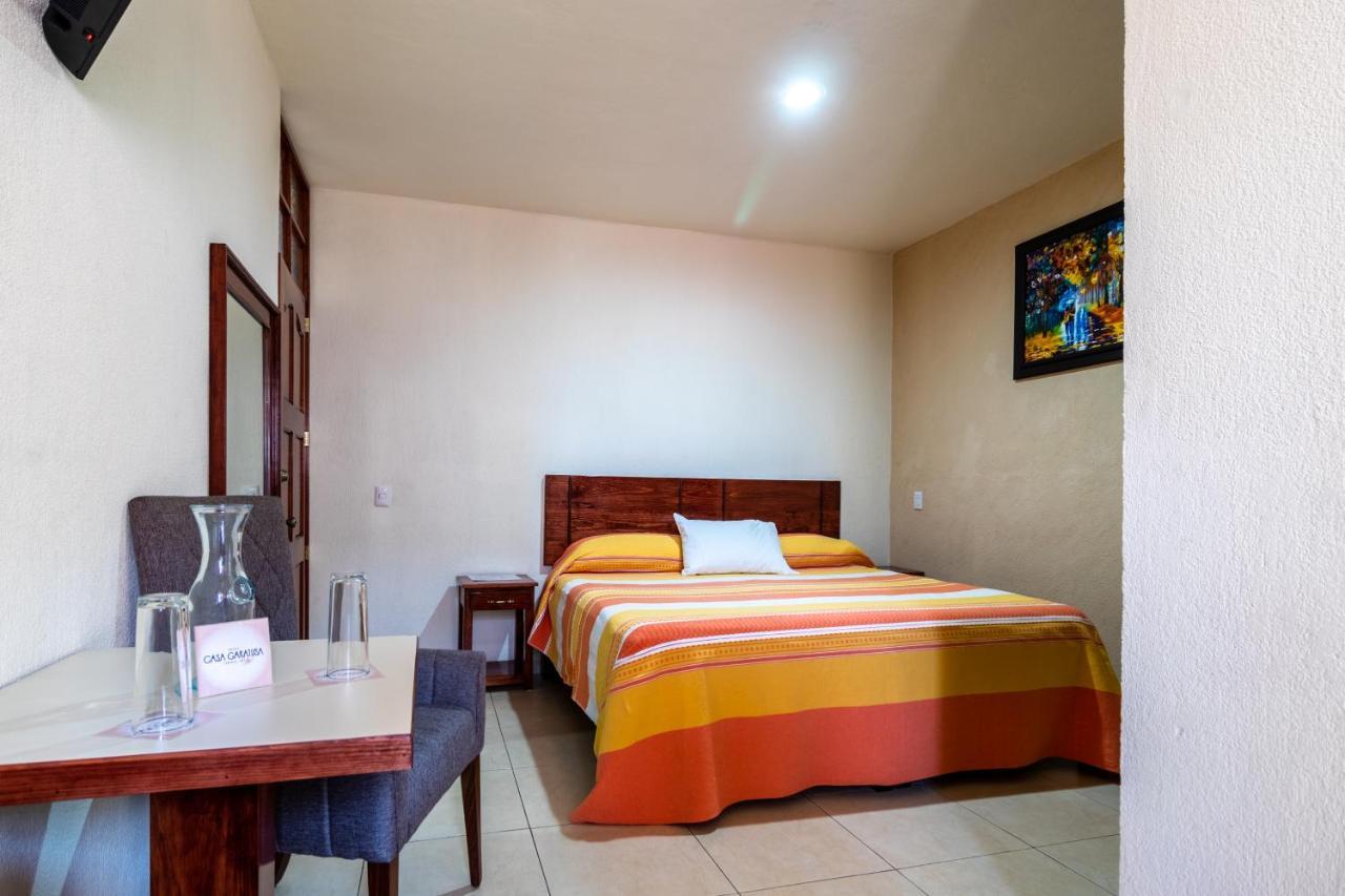 Hotel Casa Garatusa Yuriria Экстерьер фото