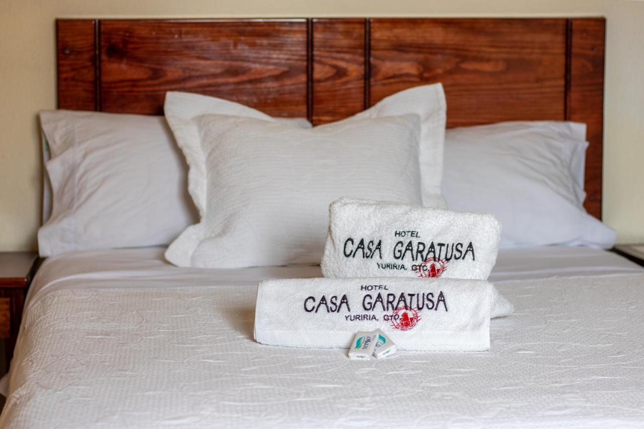 Hotel Casa Garatusa Yuriria Экстерьер фото