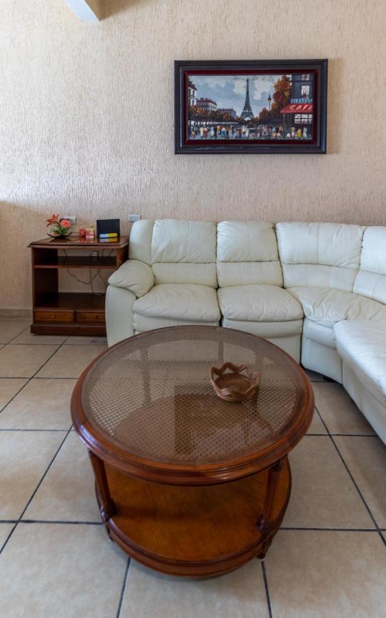 Hotel Casa Garatusa Yuriria Экстерьер фото