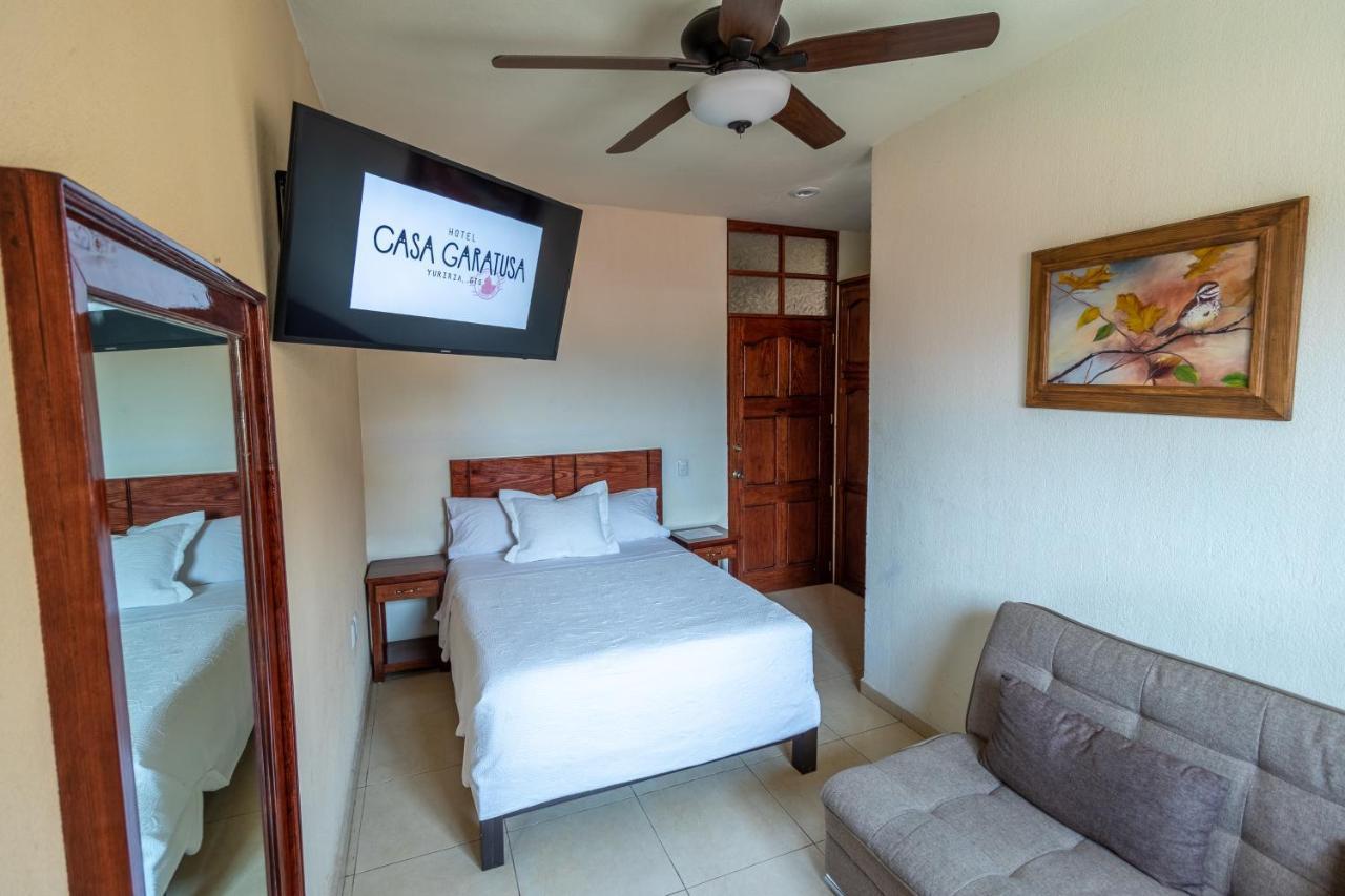 Hotel Casa Garatusa Yuriria Экстерьер фото
