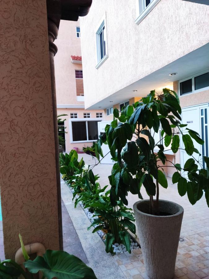 Hotel Casa Garatusa Yuriria Экстерьер фото