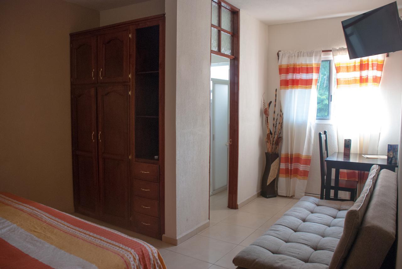 Hotel Casa Garatusa Yuriria Экстерьер фото